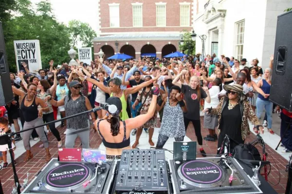 Uptown Bounce: Caribbean Night With Dj Taela Naomi