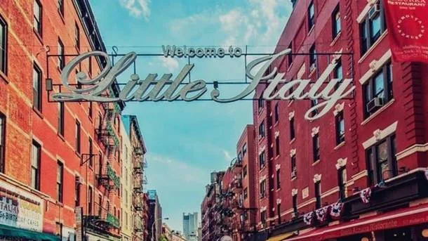Little Italy Scavenger Hunt & Cocktails